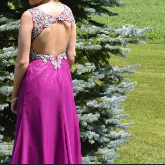 Prom Dress - Picture 1 of 4